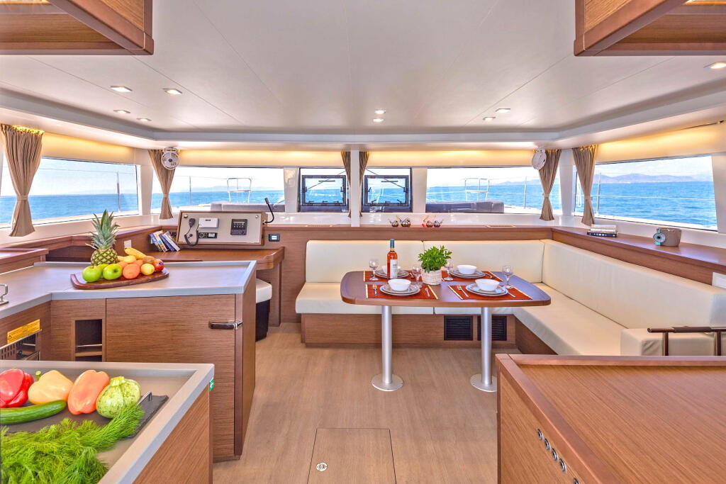 Catamaran 