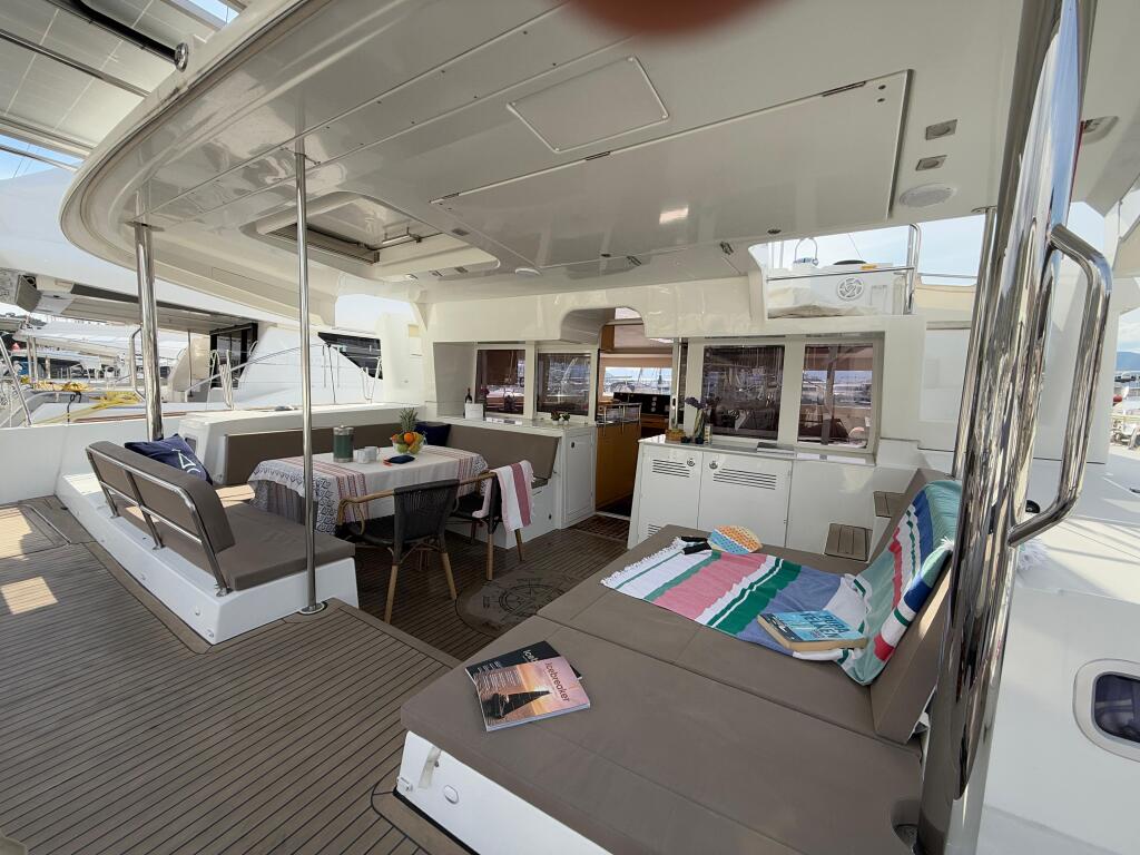 Catamaran 
