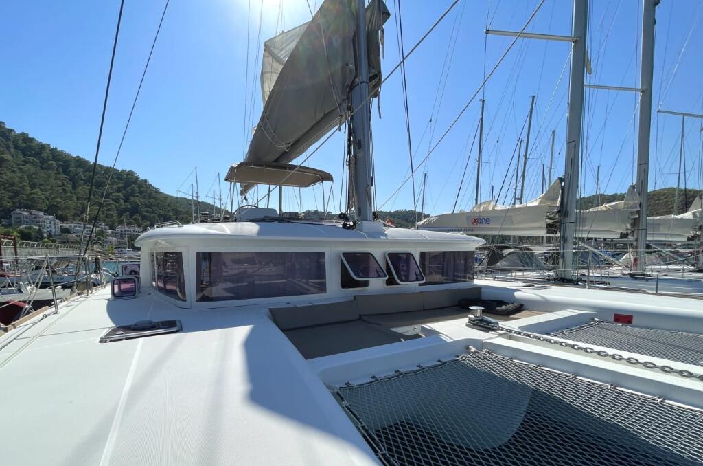 Catamaran 