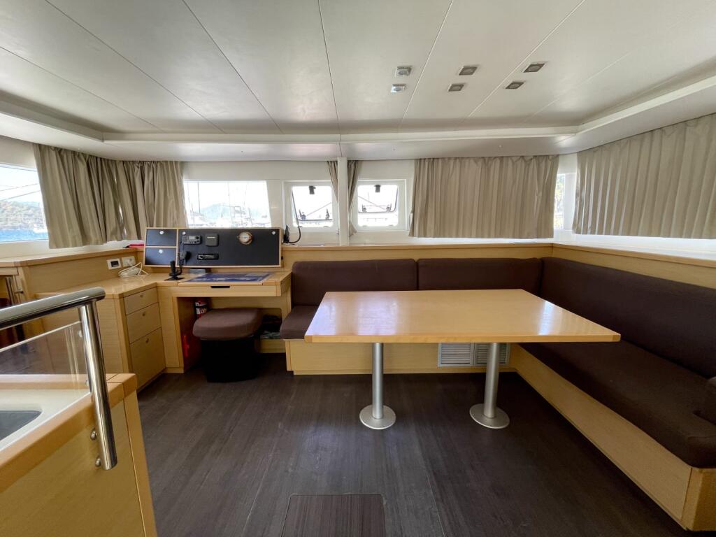 Catamaran 