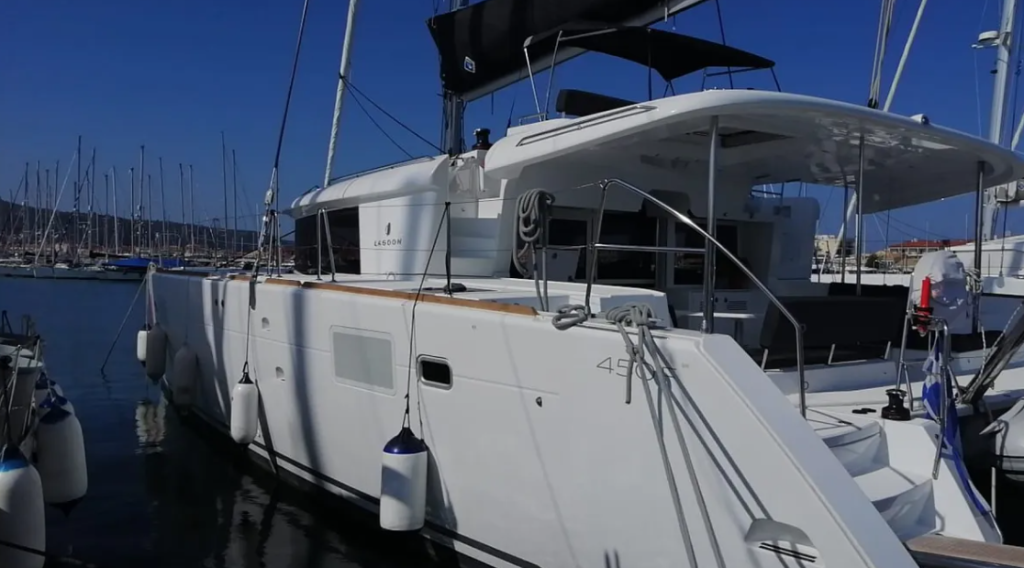 Catamaran 