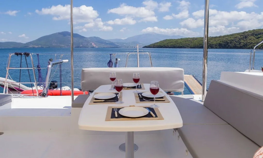 Catamaran 