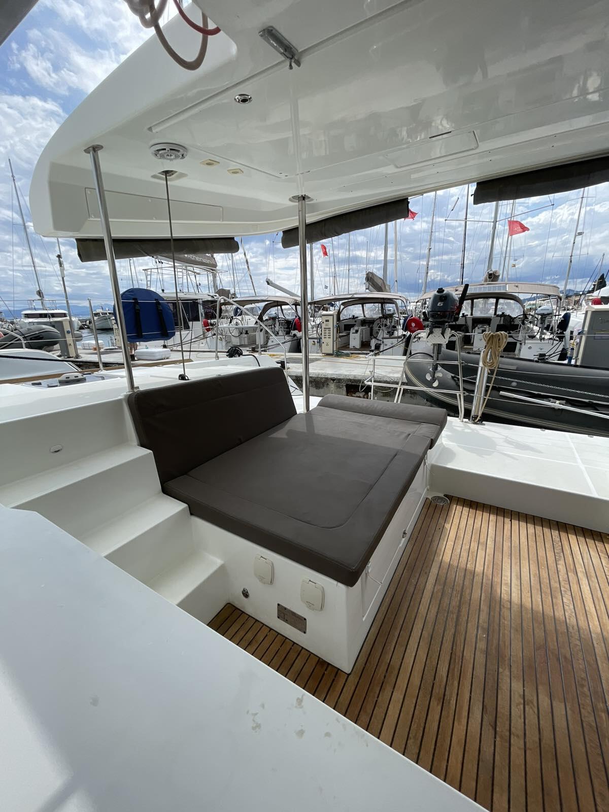 Catamaran 