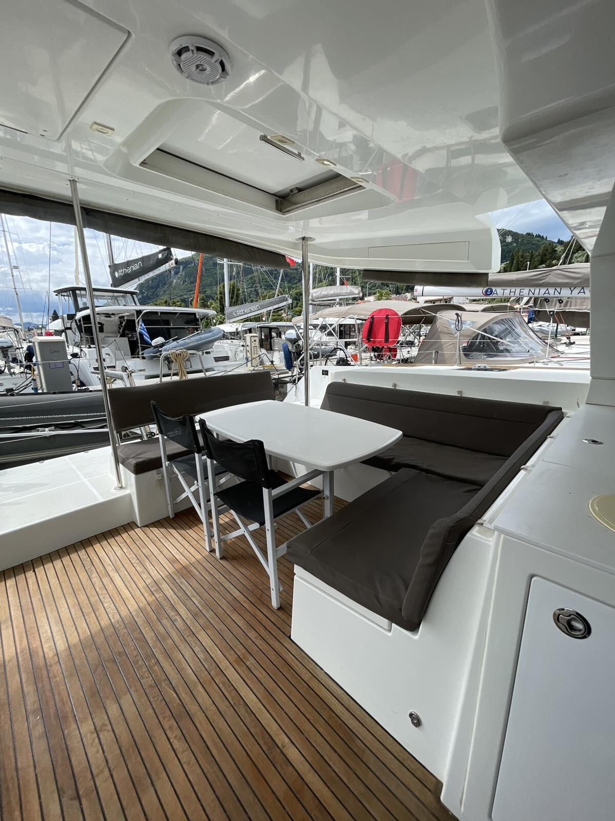 Catamaran 