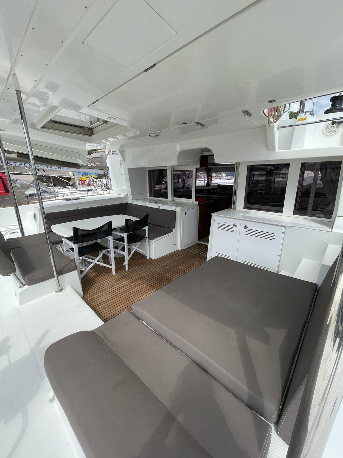 Catamaran 