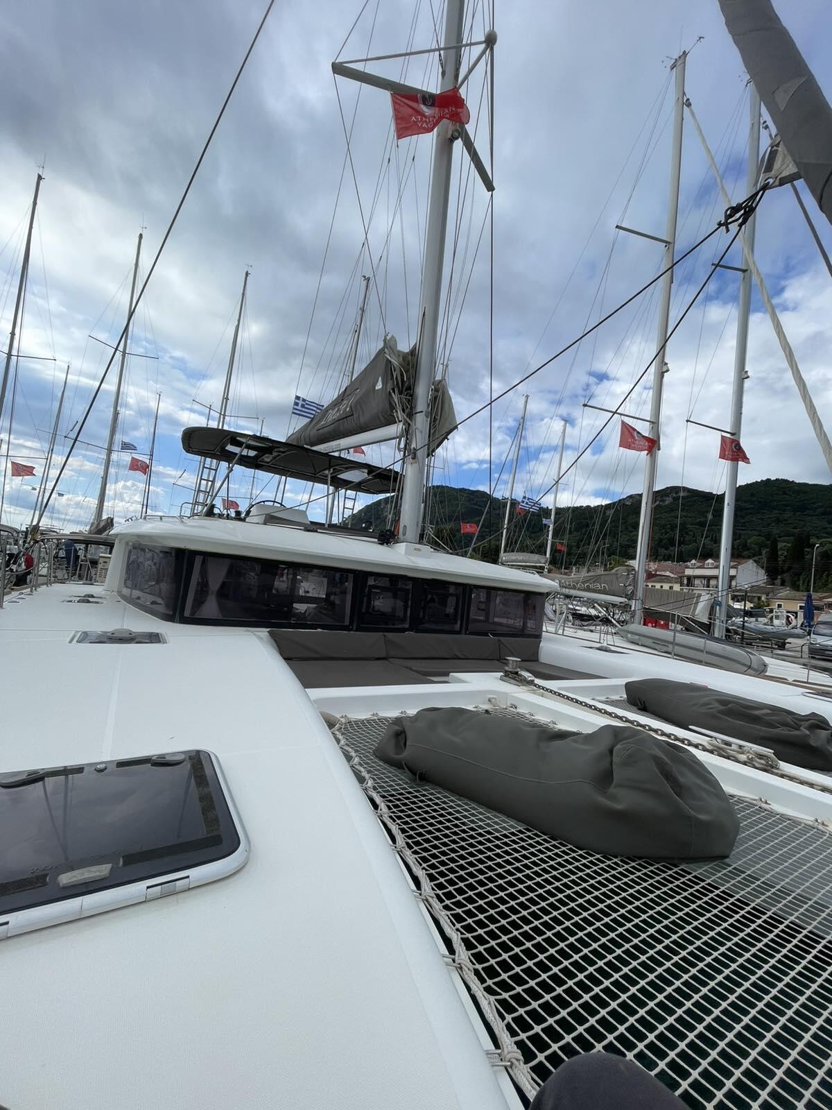 Catamaran 