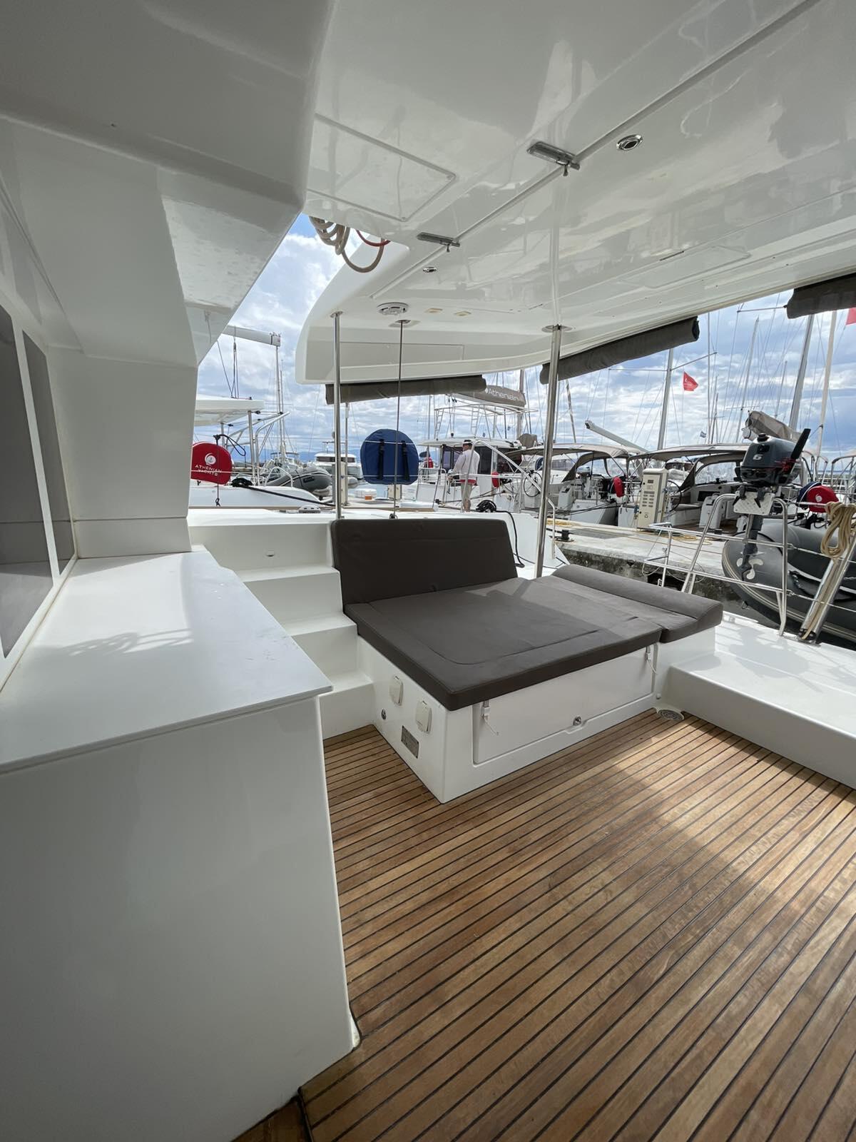 Catamaran 