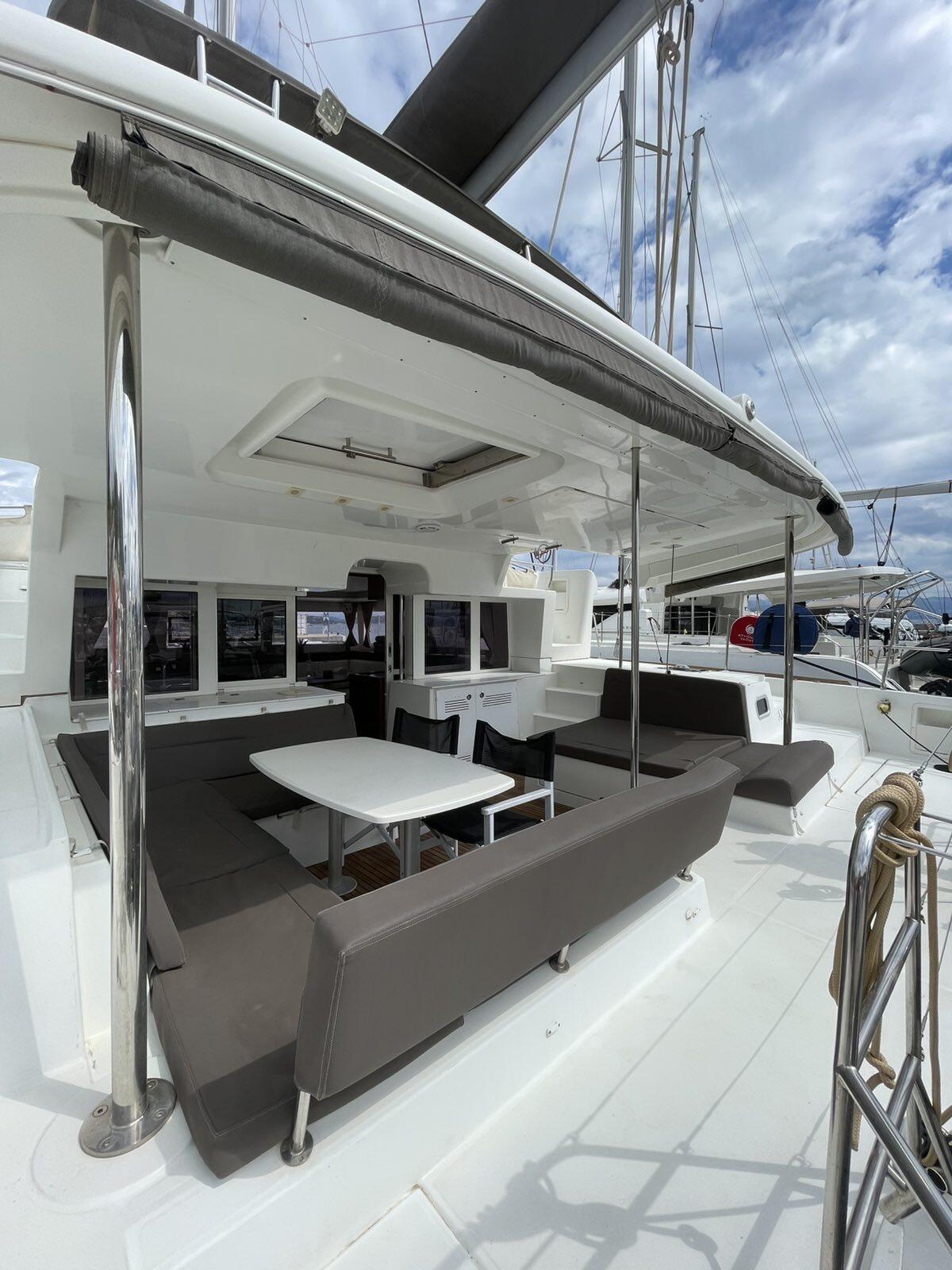 Catamaran 