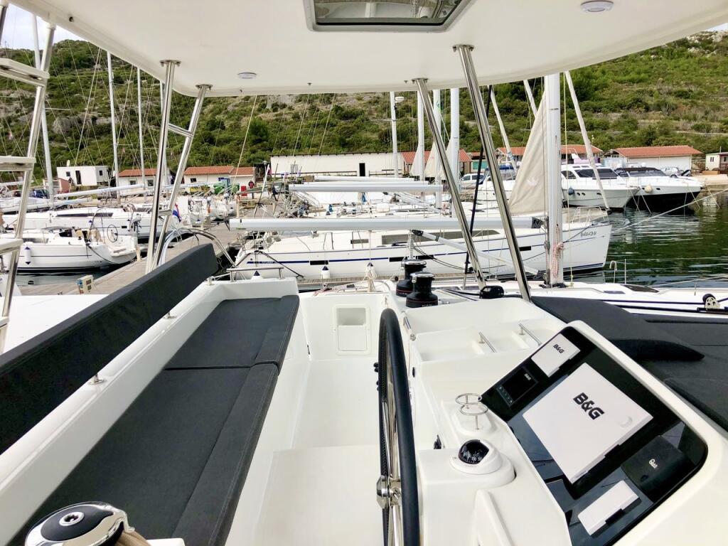 Catamaran 