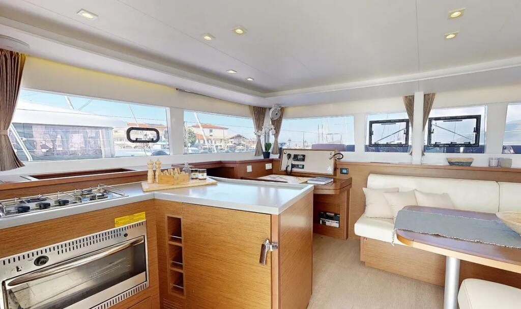 Catamaran 