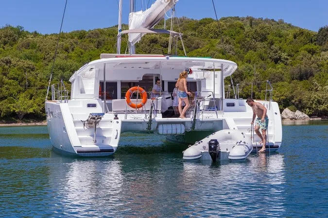 Catamaran 