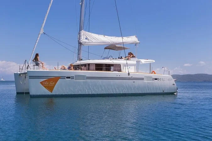 Catamaran 