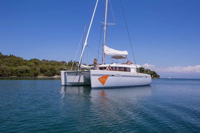 Catamaran 