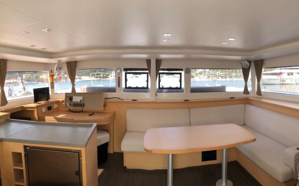 Catamaran 