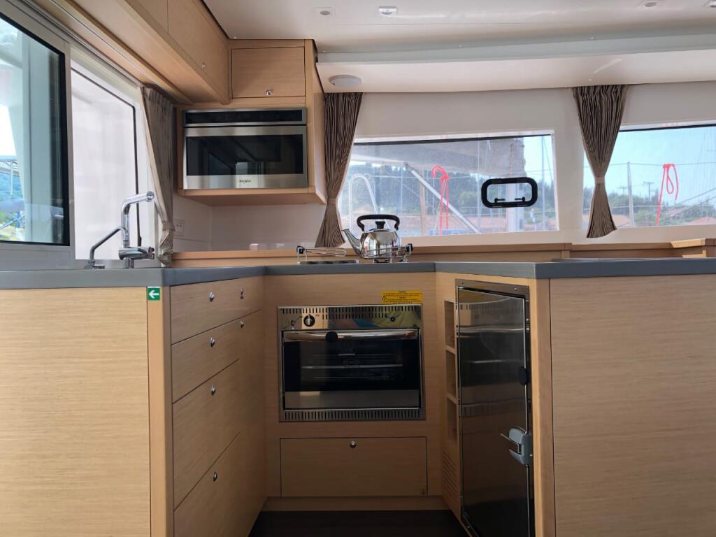Catamaran 