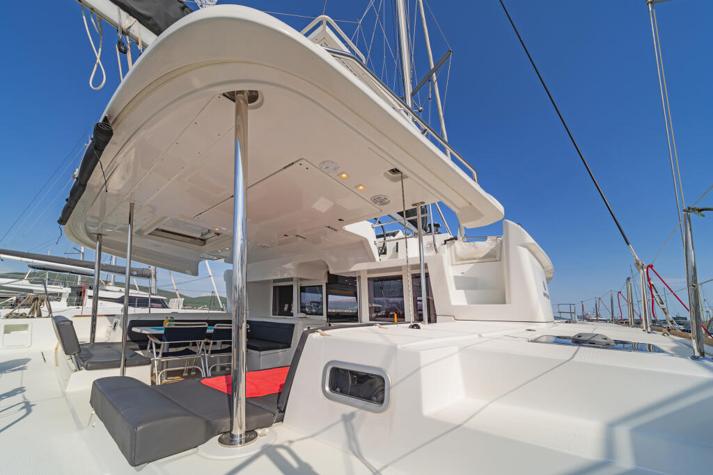 Catamaran 