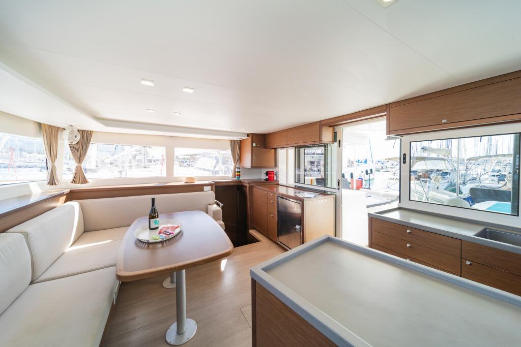Catamaran 