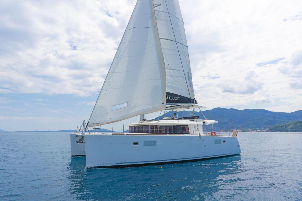 Catamaran 