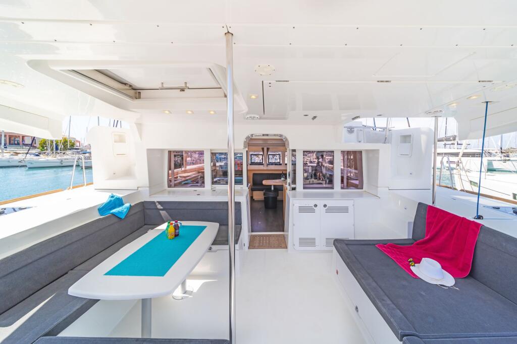 Catamaran 