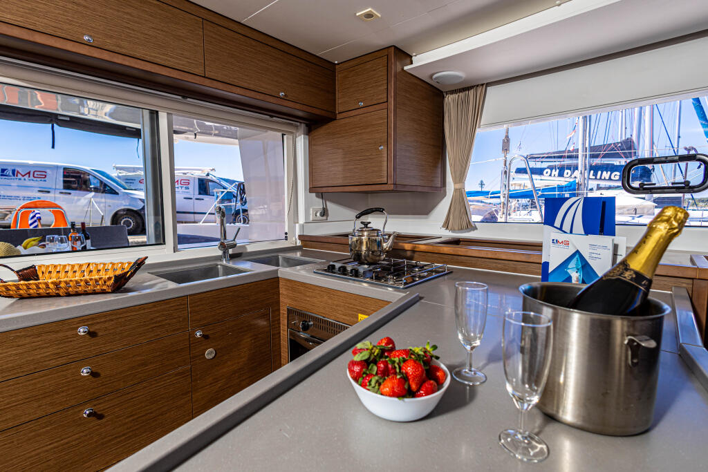 Catamaran 