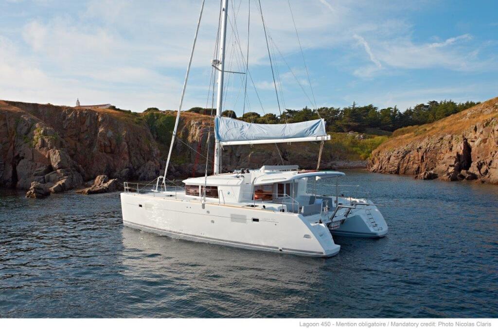 Catamaran 