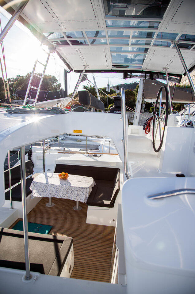 Catamaran 