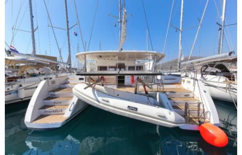Catamaran 