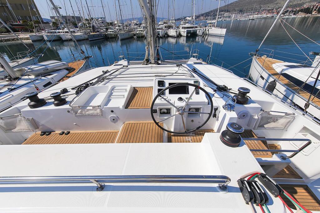 Catamaran 