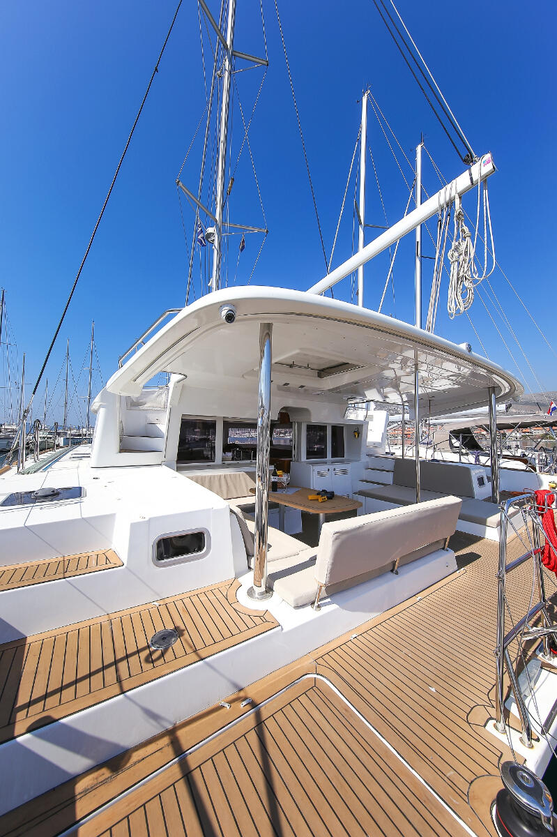 Catamaran 