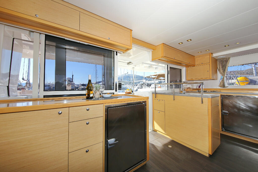 Catamaran 