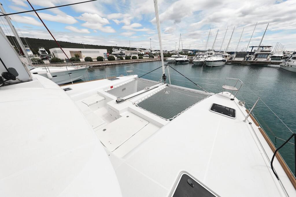 Catamaran 