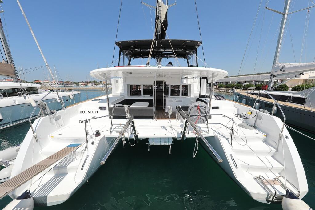 Catamaran 