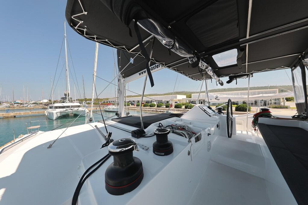 Catamaran 