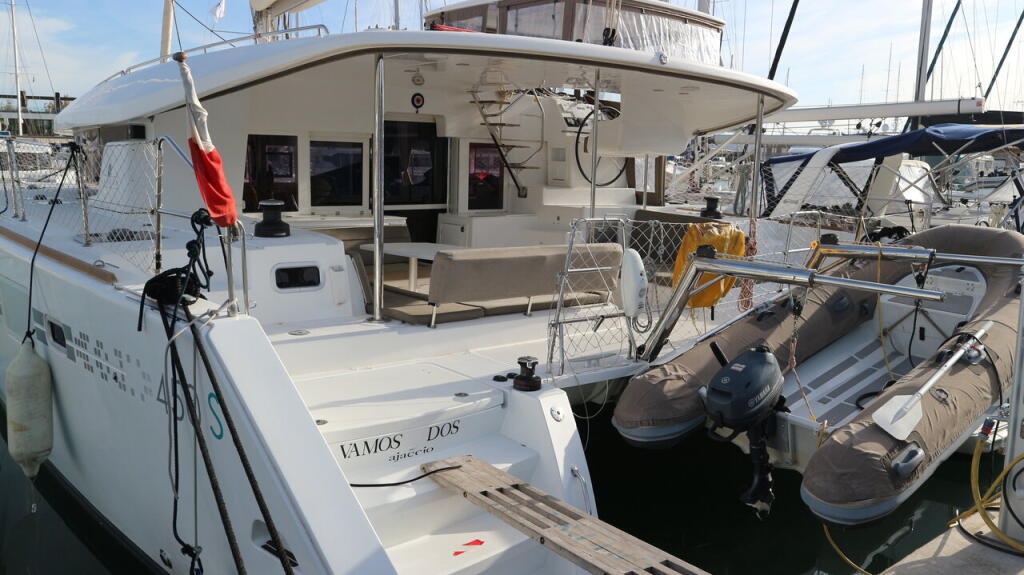 Catamaran 