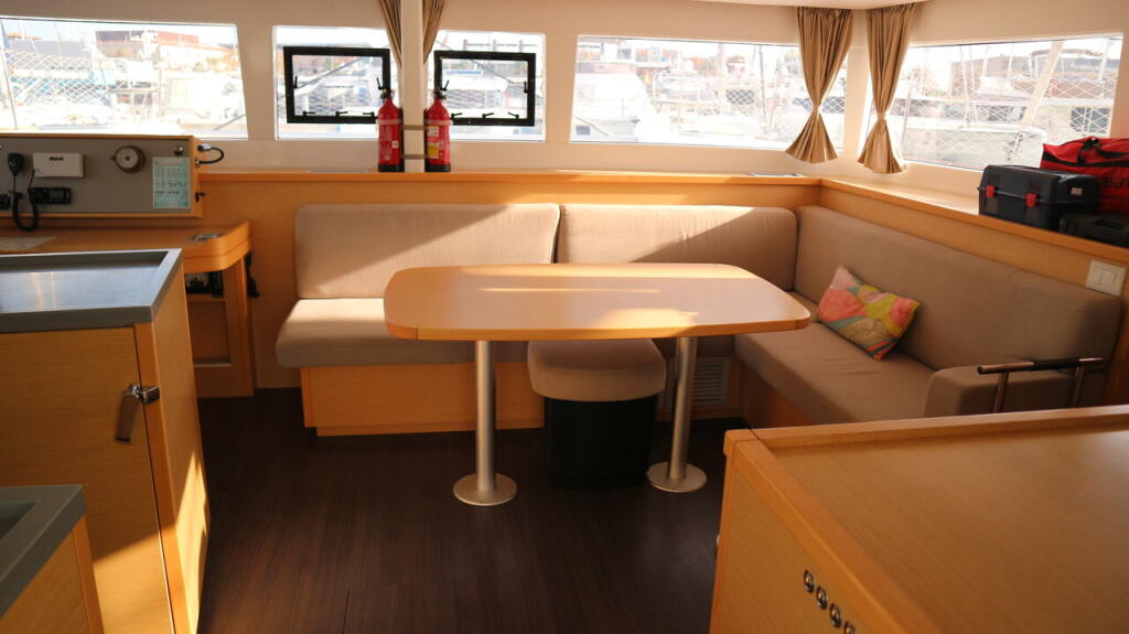 Catamaran 