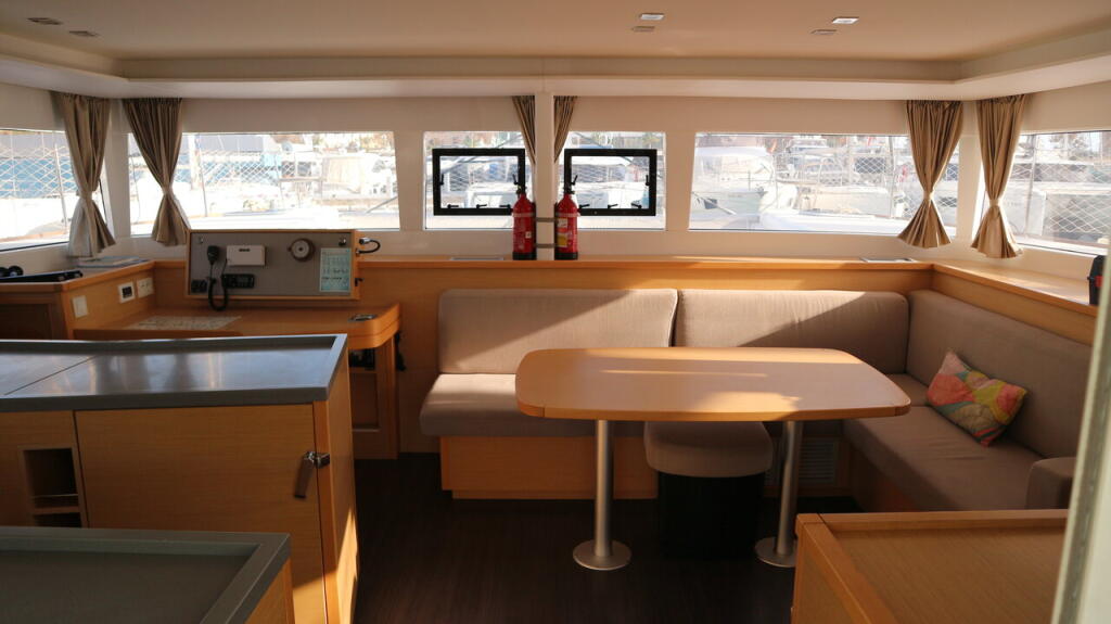 Catamaran 