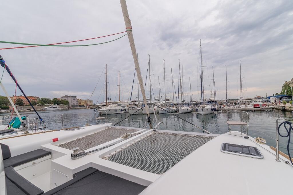 Catamaran 