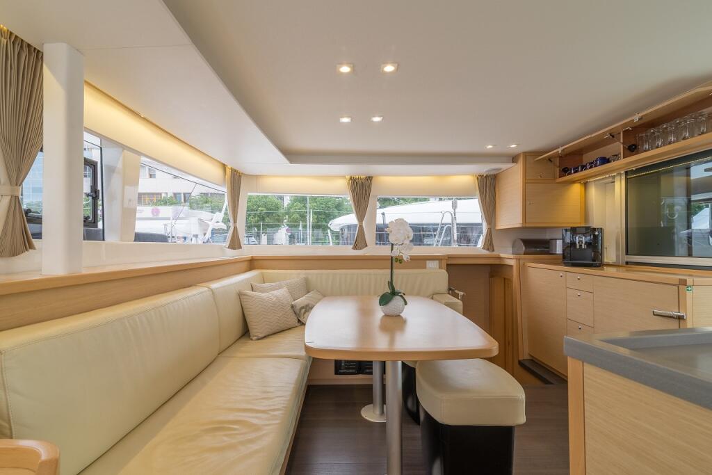Catamaran 