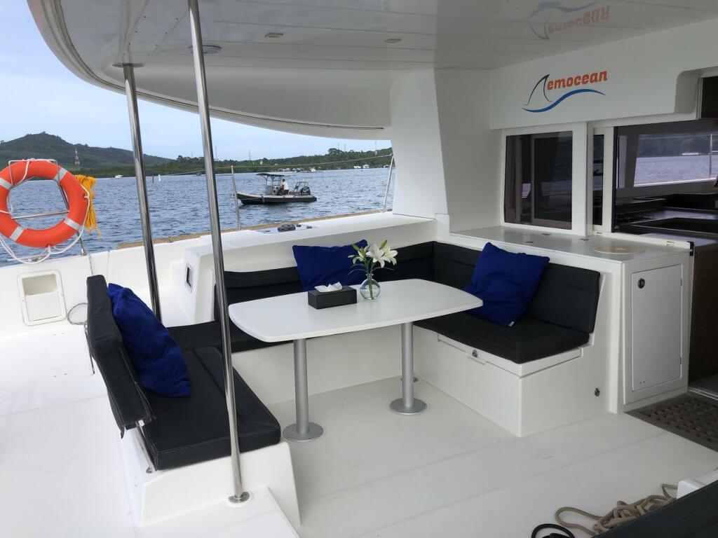 Catamaran 