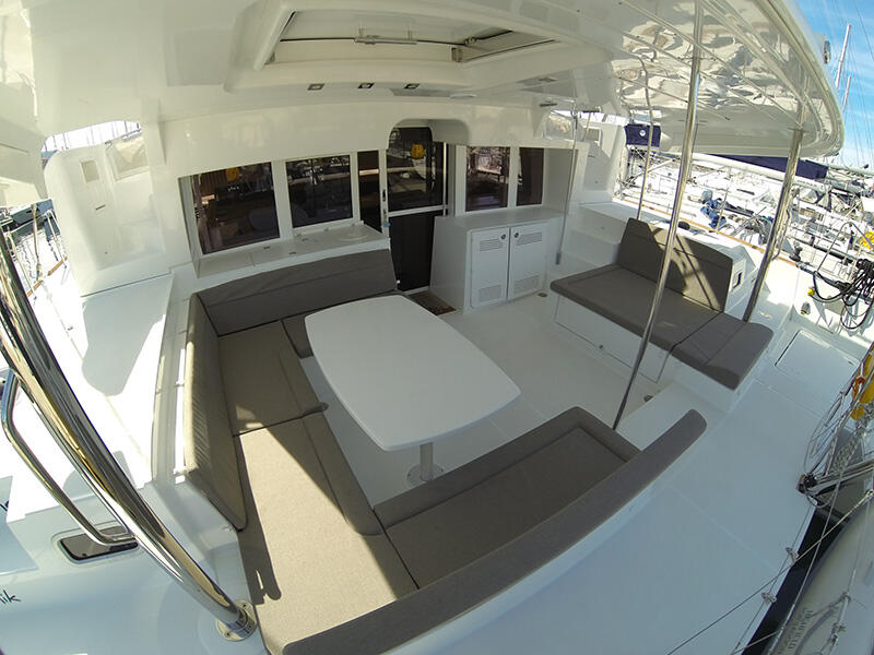 Catamaran 