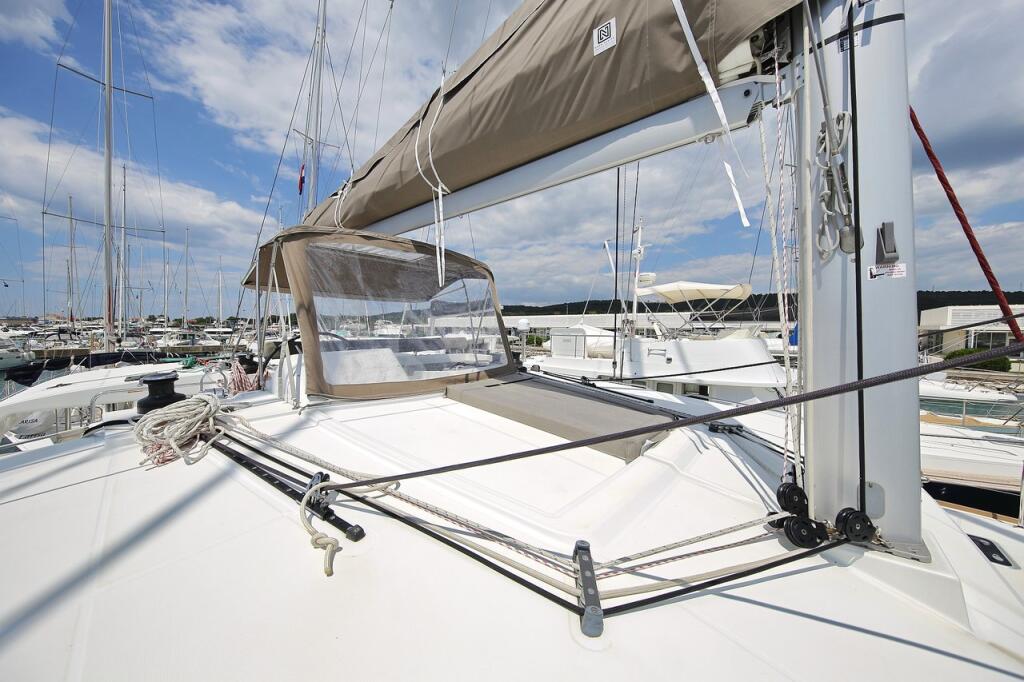 Catamaran 