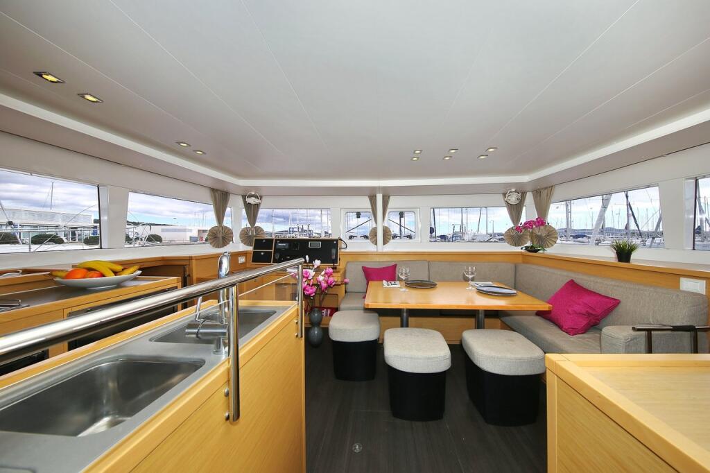 Catamaran 
