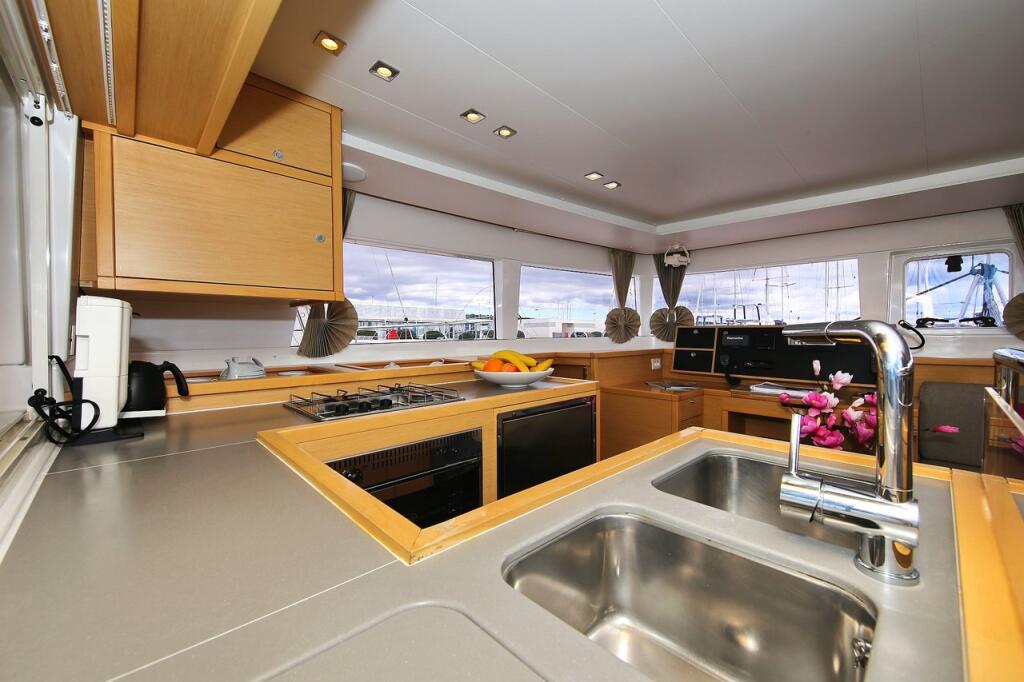 Catamaran 