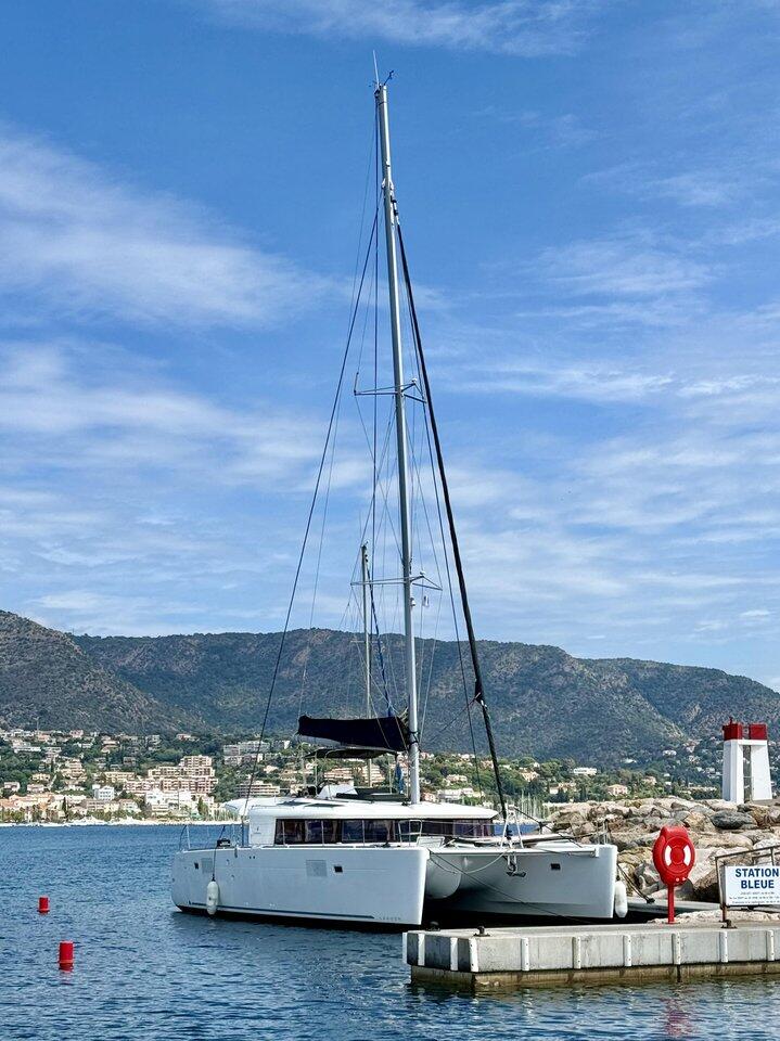 Catamaran 