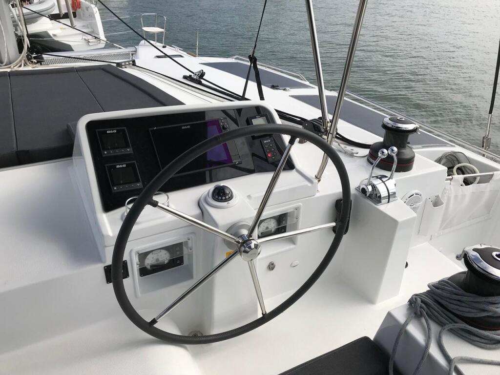 Catamaran 