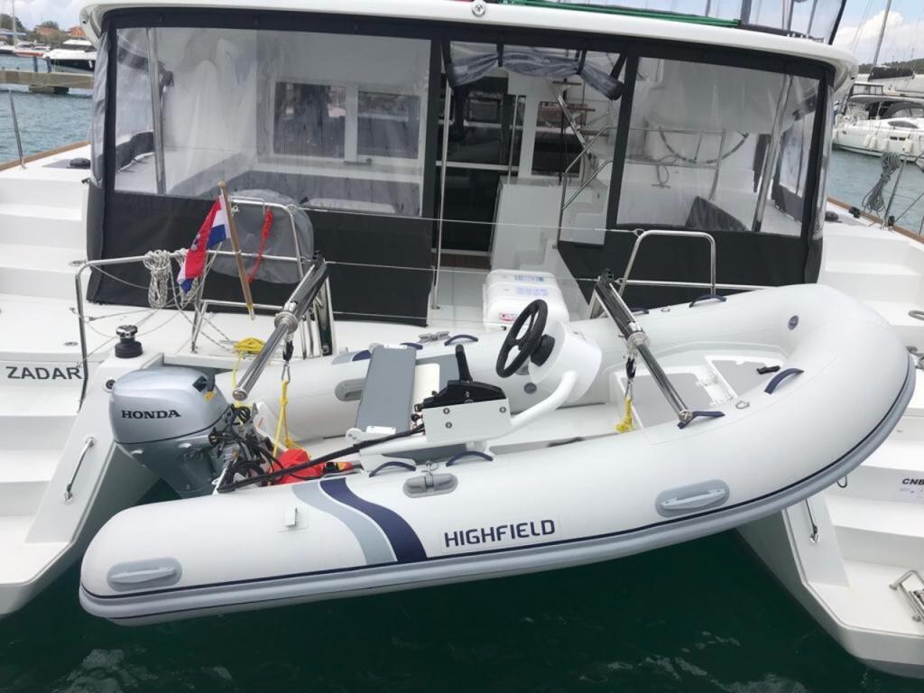 Catamaran 