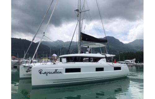 Catamaran 