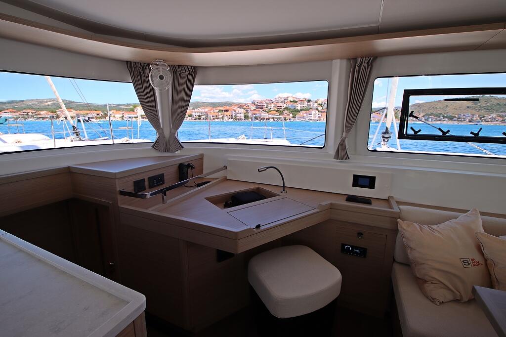 Catamaran 