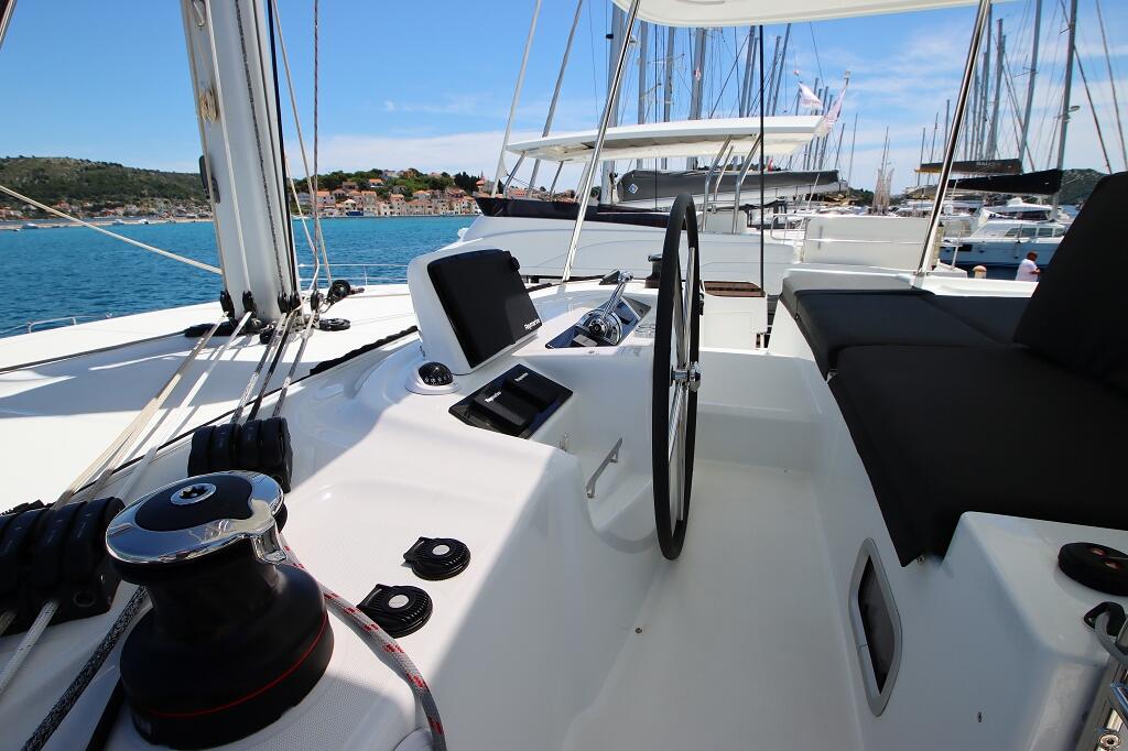 Catamaran 