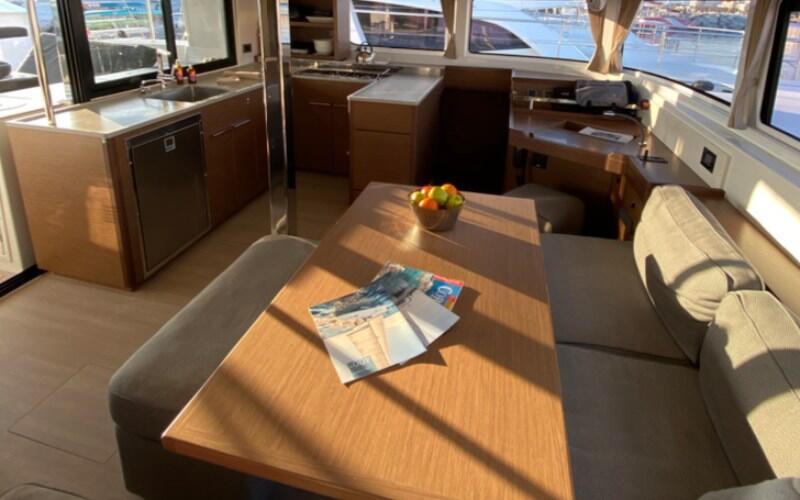 Catamaran 